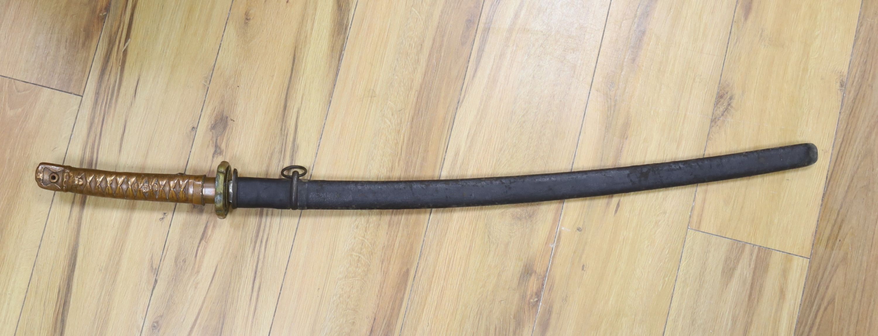 A WWII Japanese Katana, total length 142cm
